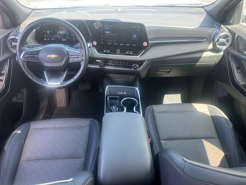Used 2025 Chevrolet Equinox LT w/ Convenience Package II AWD/4WD image 26
