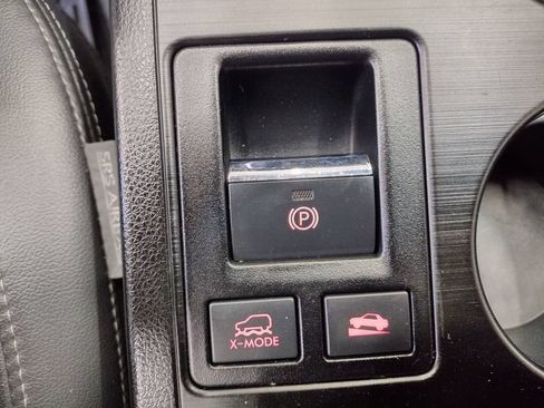 Used 2015 Subaru Outback 2.5i Limited AWD/4WD image 30