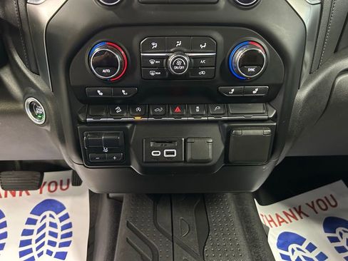 Used 2019 Chevrolet Silverado 1500 LT w/ All-Star Edition AWD/4WD image 97
