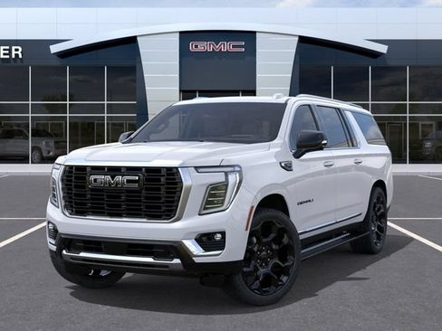 New 2026 GMC Yukon XL Denali w/ Denali Reserve Package AWD/4WD image 7