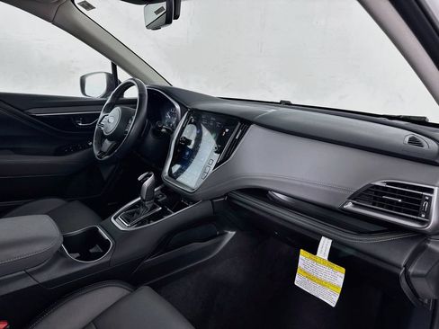 Used 2025 Subaru Outback Onyx Edition AWD/4WD image 36