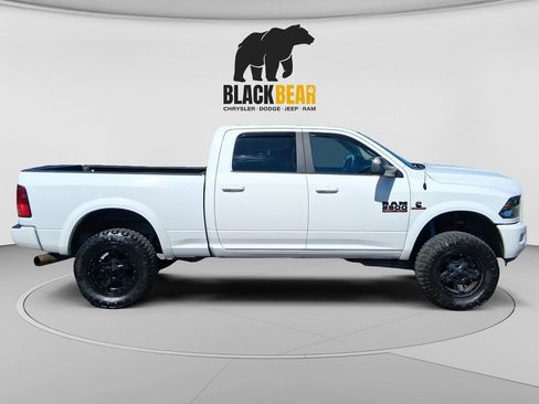 Used 2018 RAM 2500 Big Horn w/ Sport Appearance Group AWD/4WD image 2