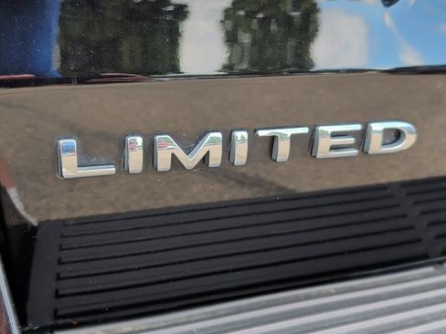 Used 2019 Ford Expedition Limited w/ Equipment Group 301A AWD/4WD image 44