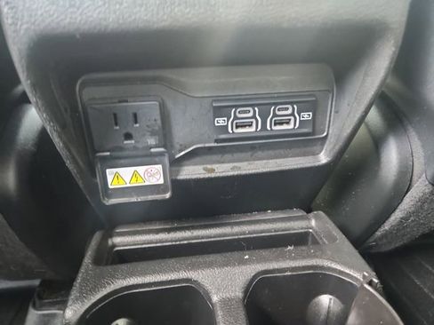 Used 2021 Jeep Grand Cherokee L Overland w/ Luxury Tech Group IV image 21