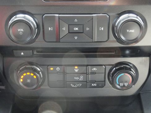 Used 2018 Ford F150 XLT image 18