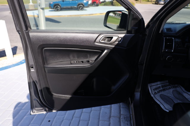 Used 2019 Ford Ranger Lariat w/ FX4 Off-Road Package AWD/4WD image 11