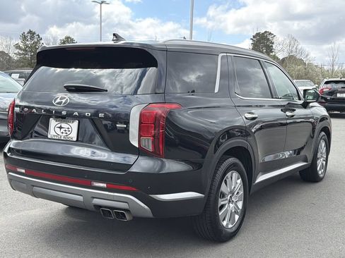 Used 2024 Hyundai Palisade SEL AWD/4WD image 3