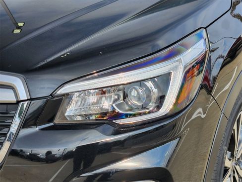 Used 2019 Subaru Forester Limited image 9