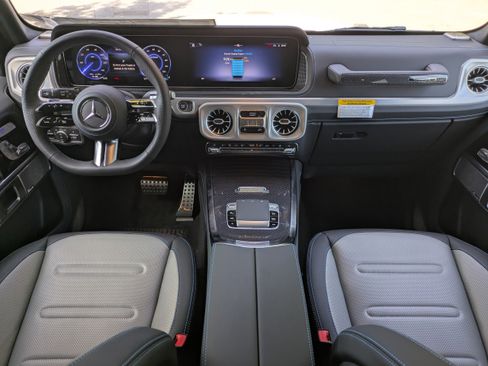 New 2025 Mercedes-Benz G 580 w/ EQ Technology image 2