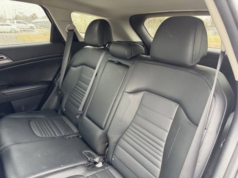 Used 2023 Kia Sportage SX image 14