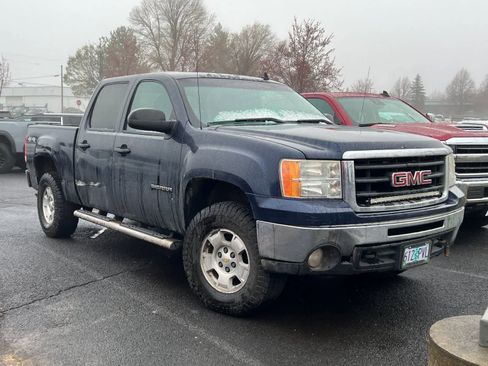 Used 2011 GMC Sierra 1500 SLE image 5