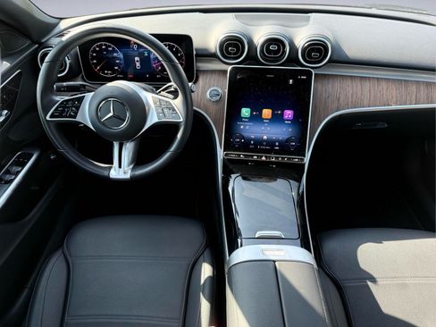 Used 2025 Mercedes-Benz C 300 4MATIC Sedan image 17