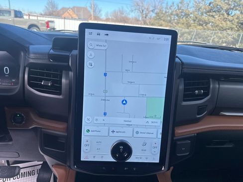 Used 2023 Ford Expedition Platinum image 22