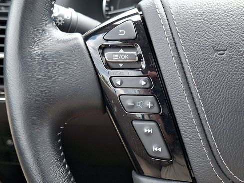 Certified 2024 Nissan Armada Platinum w/ Captain's Chairs Package AWD/4WD image 26