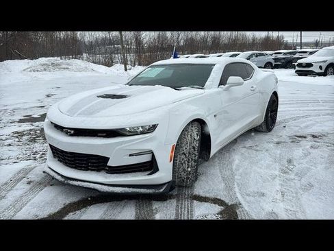 Used 2021 Chevrolet Camaro SS RWD image 7