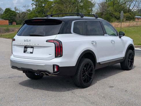 Used 2024 Kia Telluride SX Prestige image 8