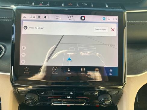 Used 2021 Jeep Grand Cherokee L Limited AWD/4WD image 18