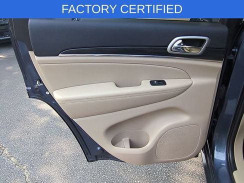 Certified 2020 Jeep Grand Cherokee Limited w/ Premium Lighting Group AWD/4WD image 29
