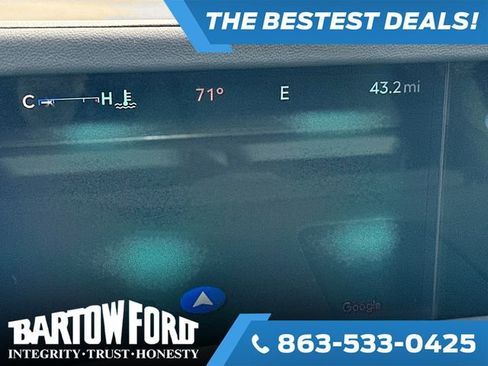 Used 2024 Lincoln Nautilus Premier w/ Jet Appearance Package image 11