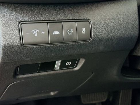 Used 2022 Hyundai Santa Fe SEL w/ Convenience Package image 10