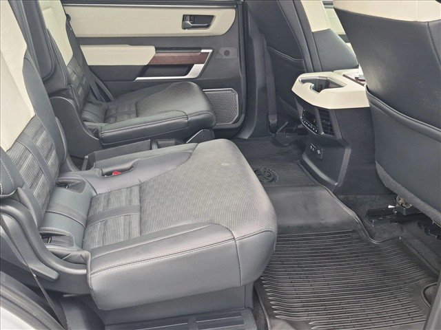 Used 2024 Toyota Sequoia Capstone AWD/4WD image 27