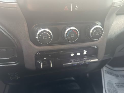 Used 2022 RAM 2500 Tradesman w/ Chrome Appearance Group image 26