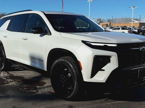 Certified 2024 Chevrolet Traverse RS image 8