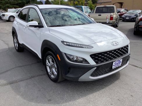 Used 2023 Hyundai Kona SEL w/ Cargo Package image 6