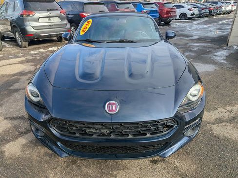 Used 2018 FIAT 124 Spider Classica image 2