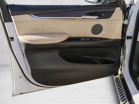 Used 2017 BMW X5 xDrive35i image 12