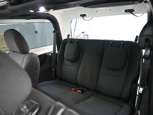 Used 2023 Jeep Wrangler Willys image 16