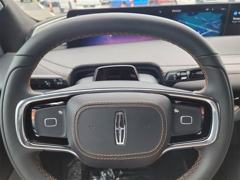 New 2025 Lincoln Navigator L Black Label image 31