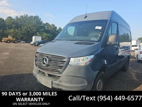 Used 2019 Mercedes-Benz Sprinter 144 image 1