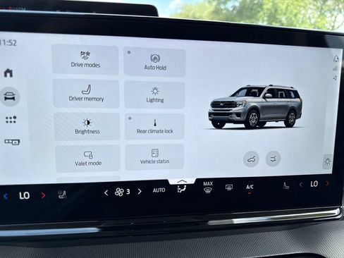 New 2026 Ford Expedition Active RWD image 29