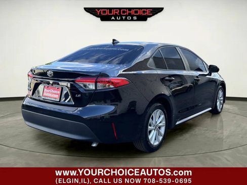 Used 2024 Toyota Corolla LE w/ LE Convenience Package FWD image 7