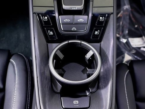 New 2026 Porsche 911 Carrera 4 GTS image 22