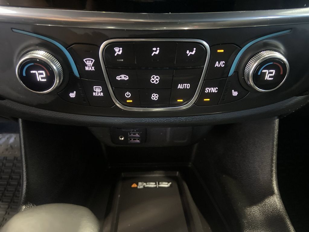 Certified 2023 Chevrolet Traverse RS AWD/4WD image 18