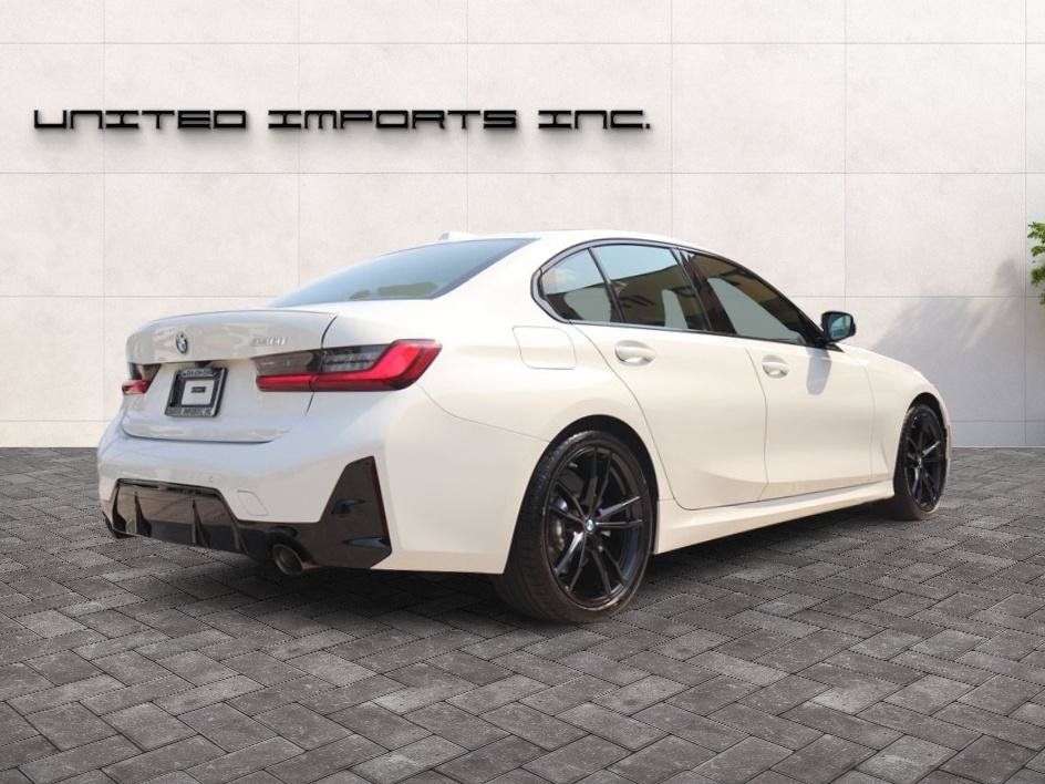 Used 2024 BMW 330i w/ M-Sport Package w/ M Sport Package RWD image 7
