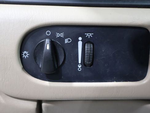 Used 2003 Ford Windstar Sport image 27