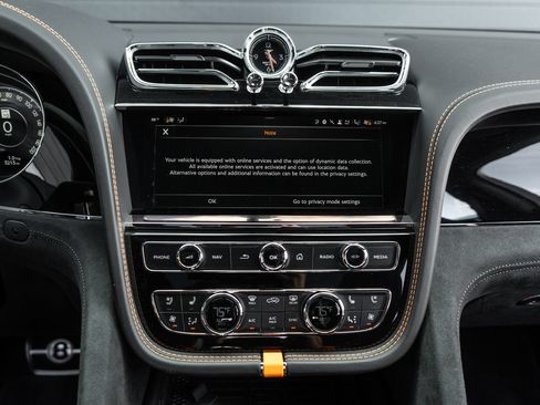 Used 2026 Bentley Bentayga Speed AWD/4WD image 33