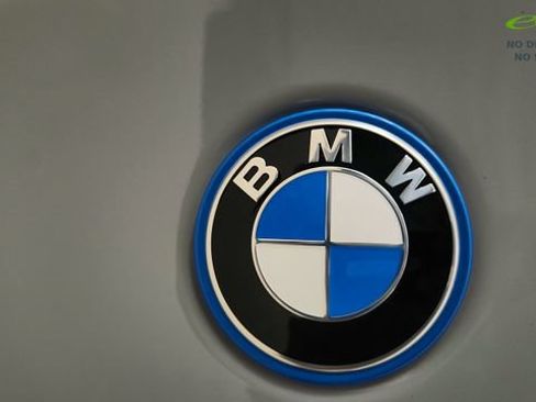 Used 2026 BMW i5 eDrive40 w/ M Sport Package RWD image 50