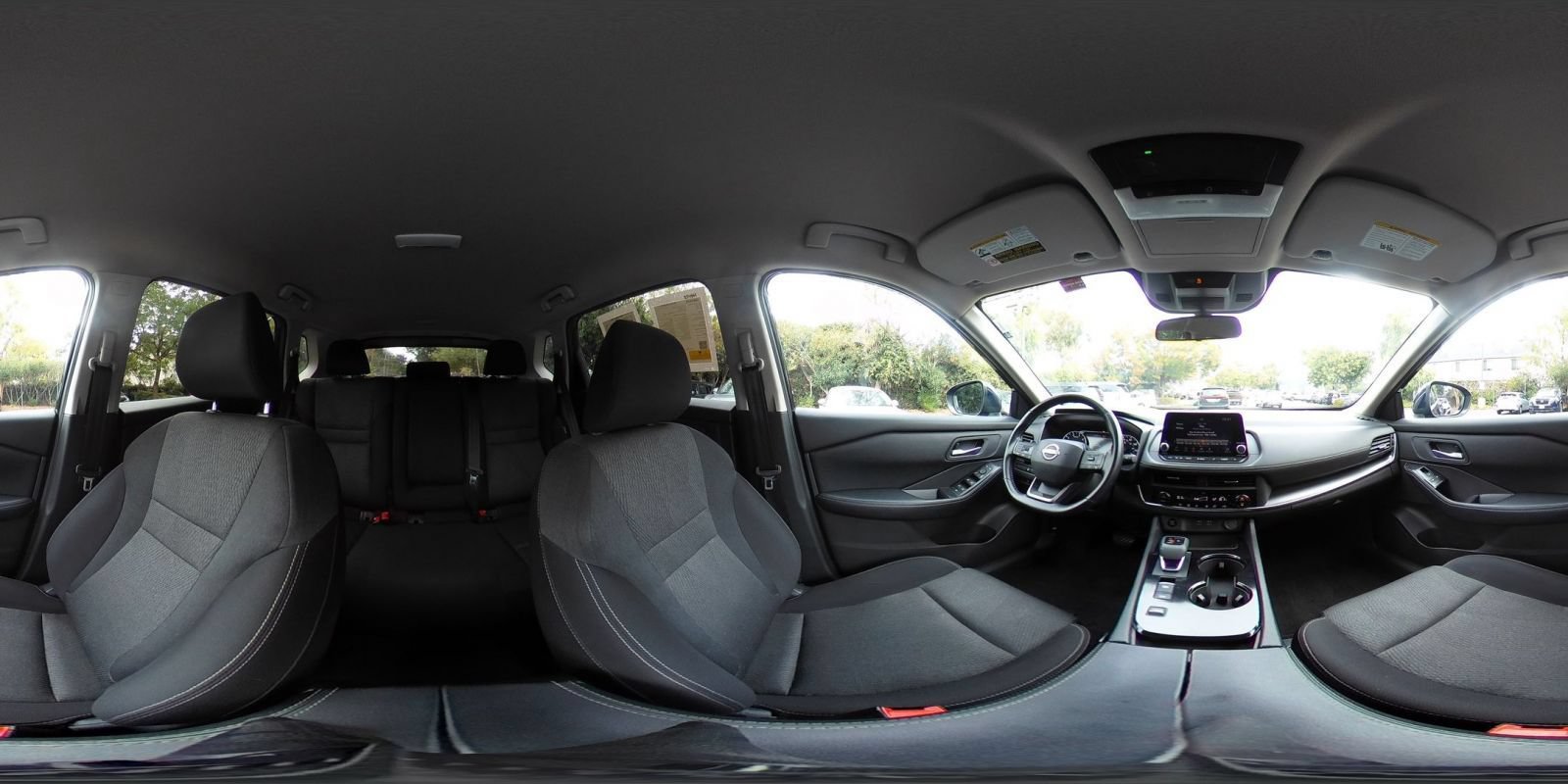 Used 2025 Nissan Rogue SV FWD image 43
