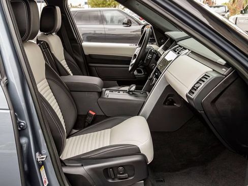 Certified 2023 Land Rover Discovery S R-Dynamic AWD/4WD image 35