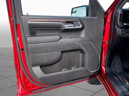 Used 2024 Chevrolet Silverado 1500 RST AWD/4WD image 21