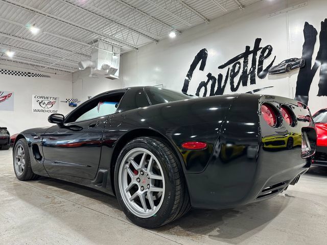 Used 2004 Chevrolet Corvette Z06 w/ Memory Package RWD image 4