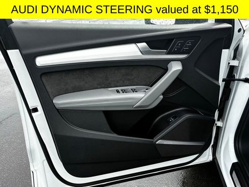 Used 2020 Audi SQ5 Prestige w/ Prestige Package AWD/4WD image 6