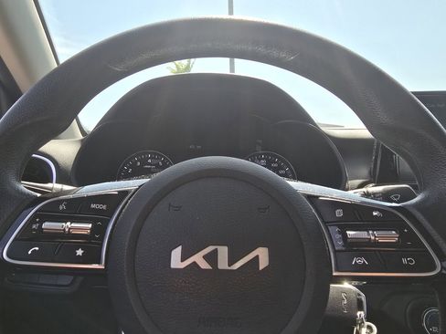 Used 2023 Kia Forte LXS w/ LXS Technology Package FWD image 24