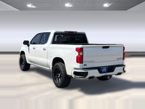 Used 2020 Chevrolet Silverado 1500 High Country AWD/4WD image 3
