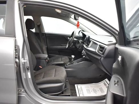 Used 2023 Kia Rio S image 16