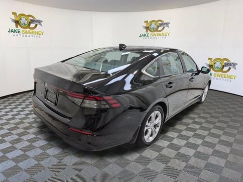 Used 2023 Honda Accord LX image 10